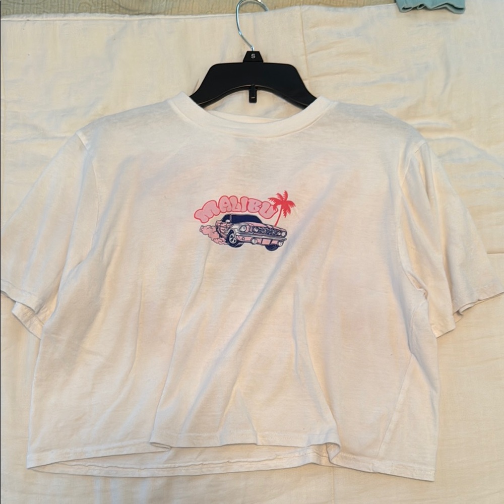 Malibu White and Pink Short Sleeve Tee Casual Fit